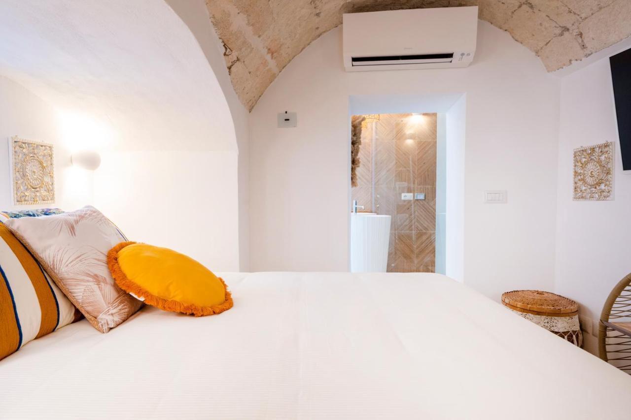 Apulia Charming Suites - Casa Lonfo Suite Sole モノーポリ エクステリア 写真