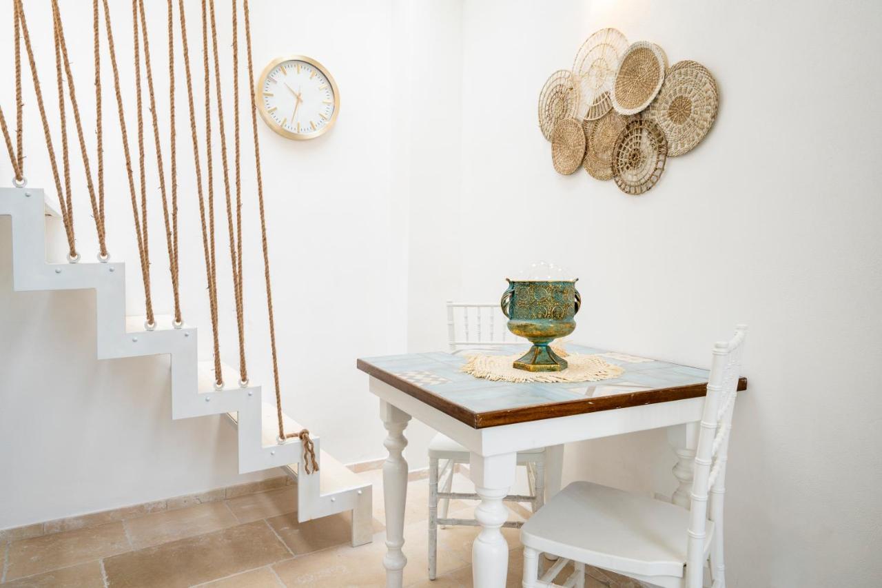 Apulia Charming Suites - Casa Lonfo Suite Sole モノーポリ エクステリア 写真
