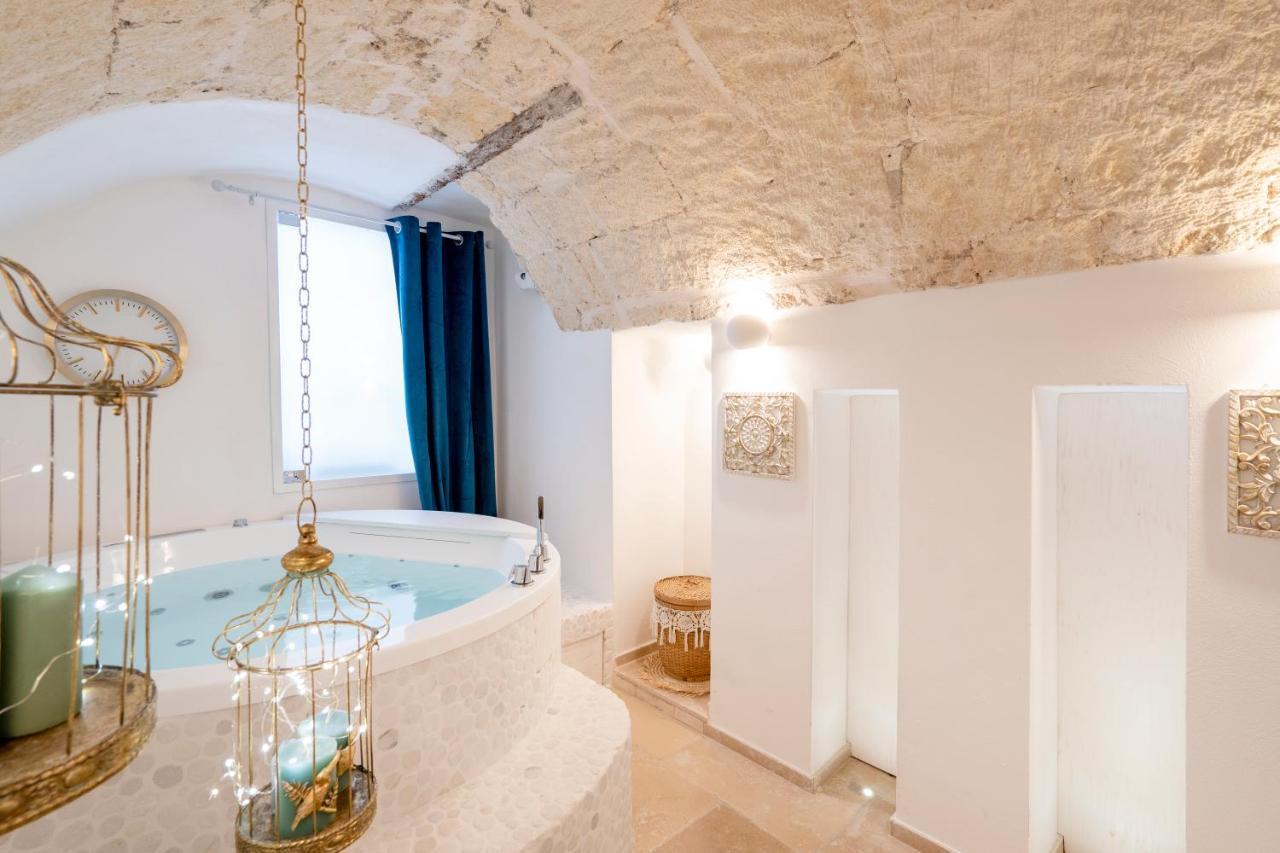Apulia Charming Suites - Casa Lonfo Suite Sole モノーポリ エクステリア 写真