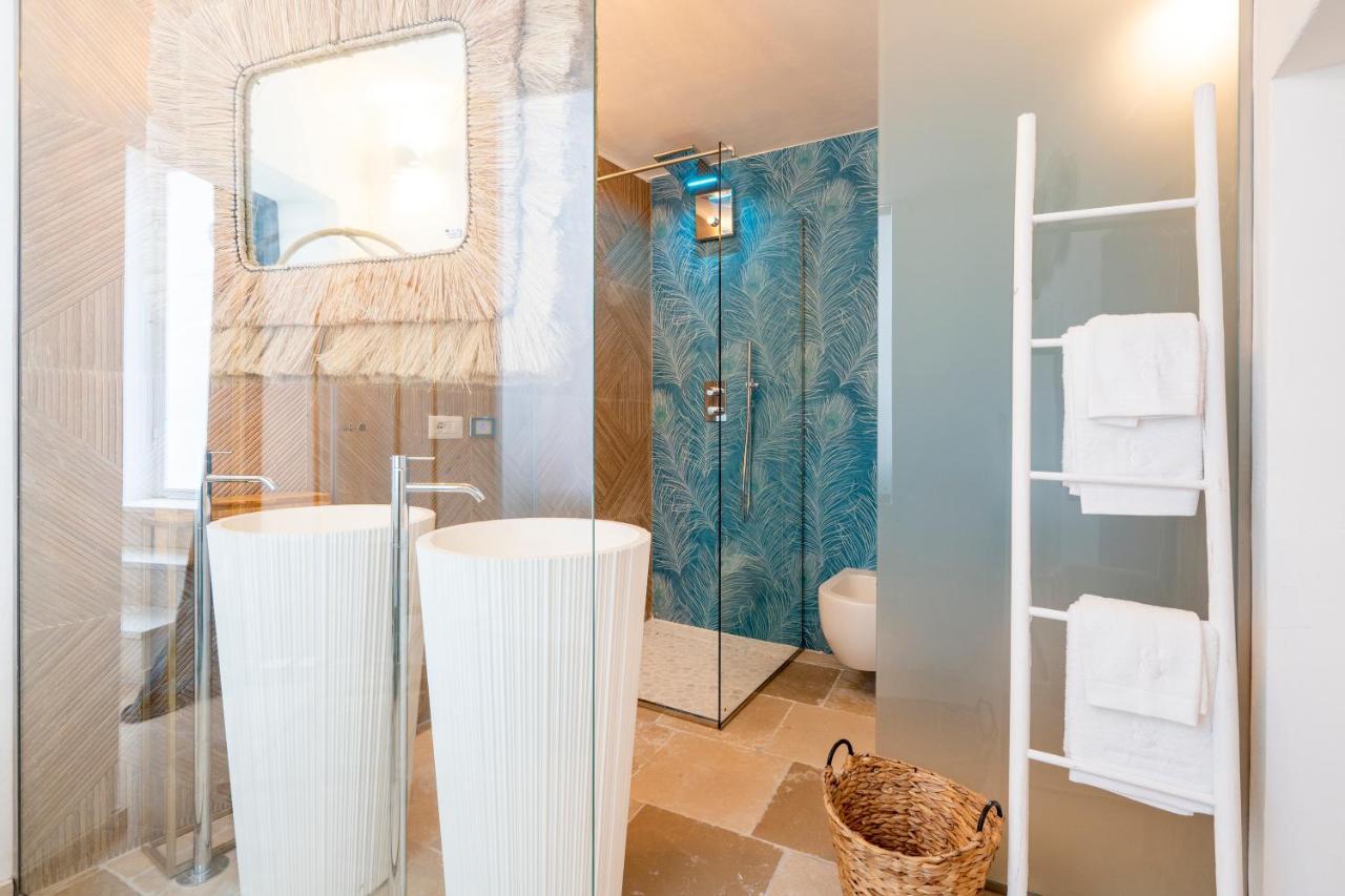 Apulia Charming Suites - Casa Lonfo Suite Sole モノーポリ エクステリア 写真